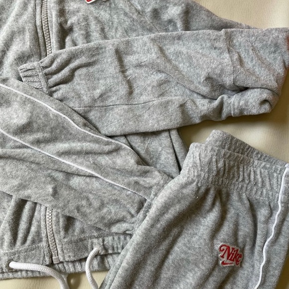 Nike Pants & Jumpsuits Nike Tracksuit Set Poshmark